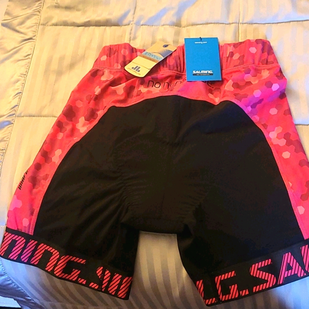 Salming women's medium Triathlon shorts